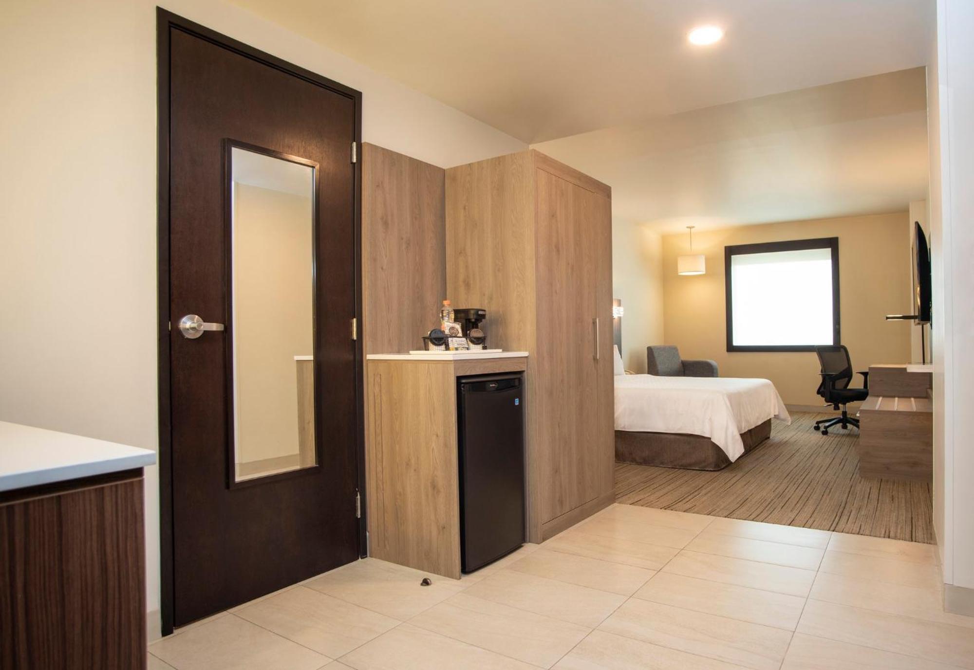 Holiday Inn Express Guadalajara Iteso By Ihg Zapopan Eksteriør billede