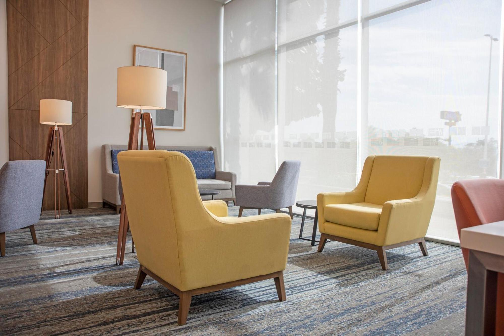 Holiday Inn Express Guadalajara Iteso By Ihg Zapopan Eksteriør billede