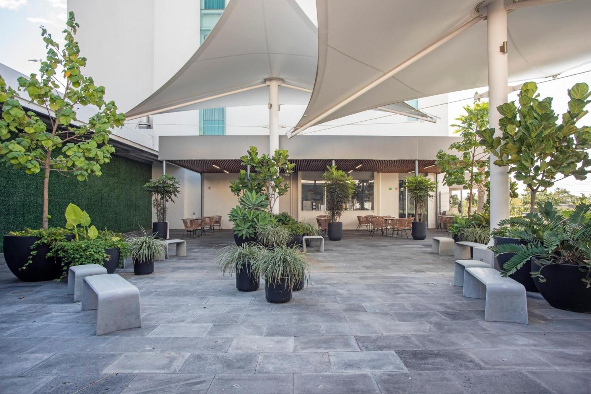 Holiday Inn Express Guadalajara Iteso By Ihg Zapopan Eksteriør billede