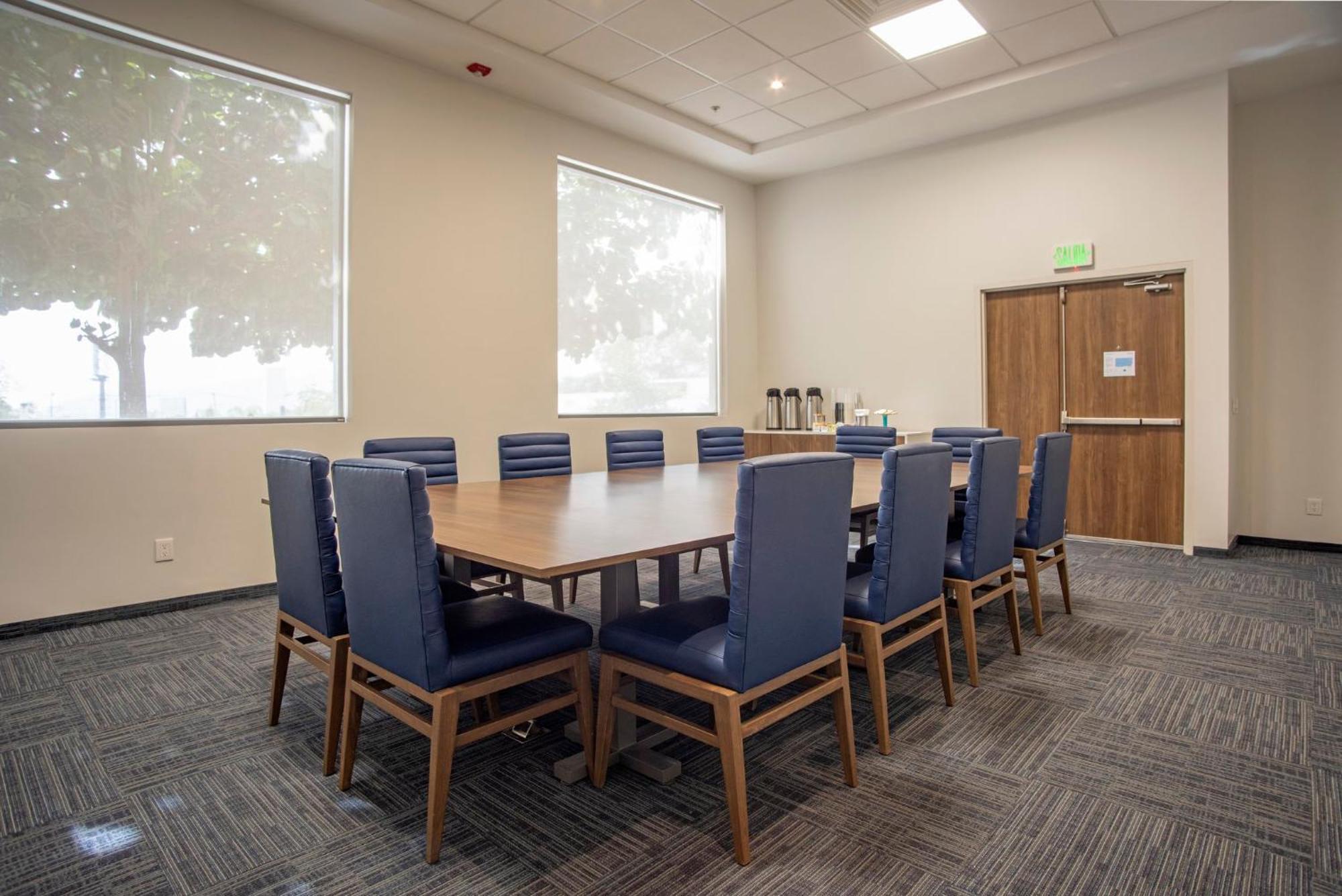 Holiday Inn Express Guadalajara Iteso By Ihg Zapopan Eksteriør billede
